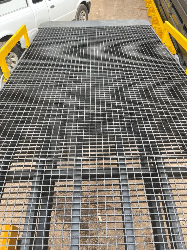 Steel Portable Mobile Forklift Yard Dock Ramp - 20,000 lb Capacity – STL Industrial LLC Forklift Ramp